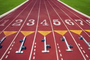 乐鱼体育官方登录-五十分钟鏖战，科维托娃与新生代勇士的巅峰对话